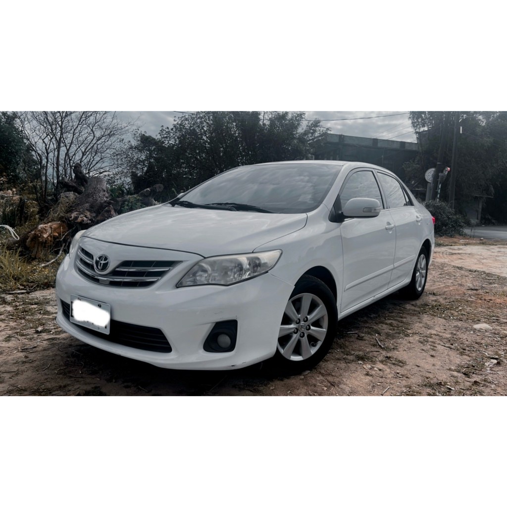 2011年 TOYOTA ALTIS 1.8 里程13萬