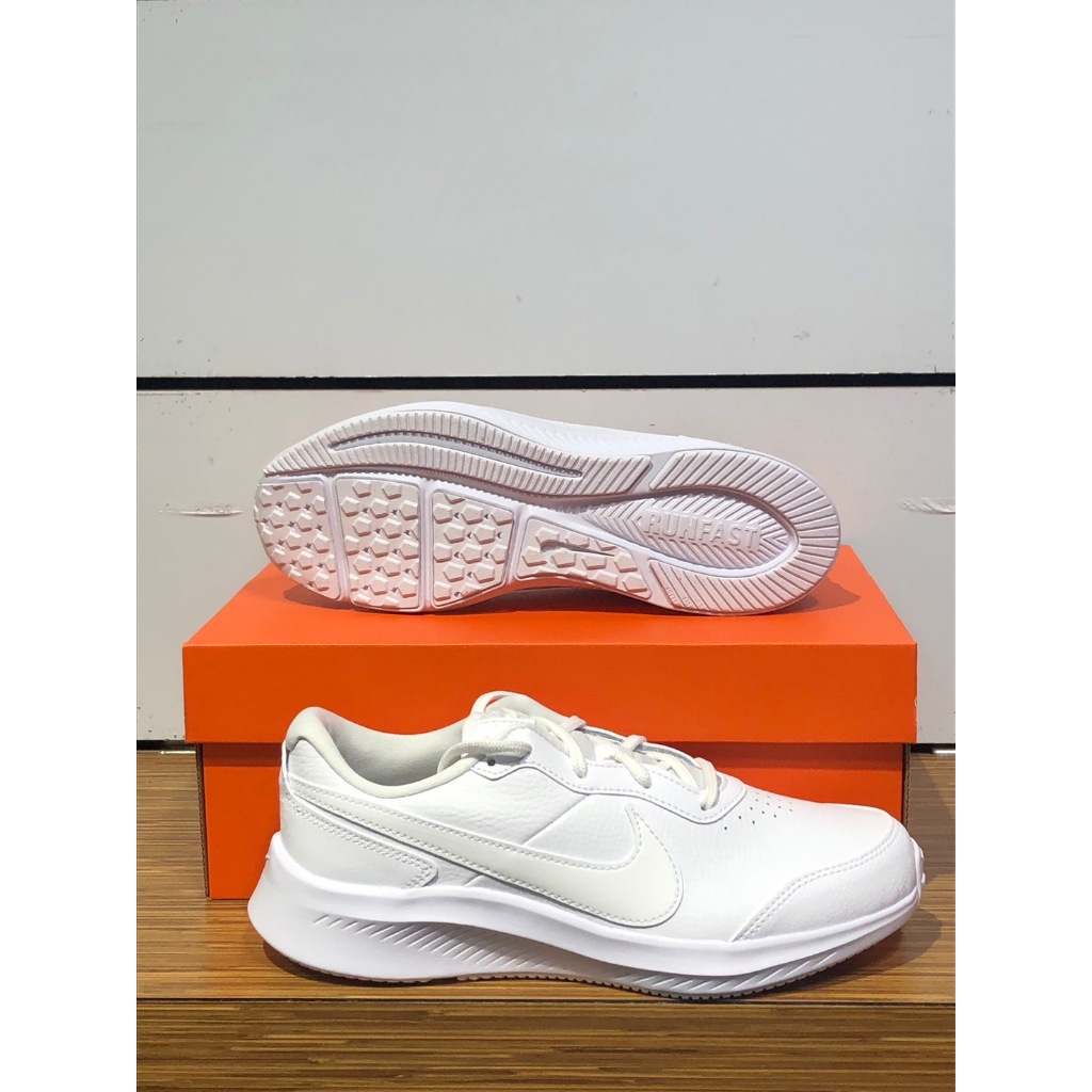 【清大億鴻】Nike Varsity 大童路跑鞋 全白色CN9146-101