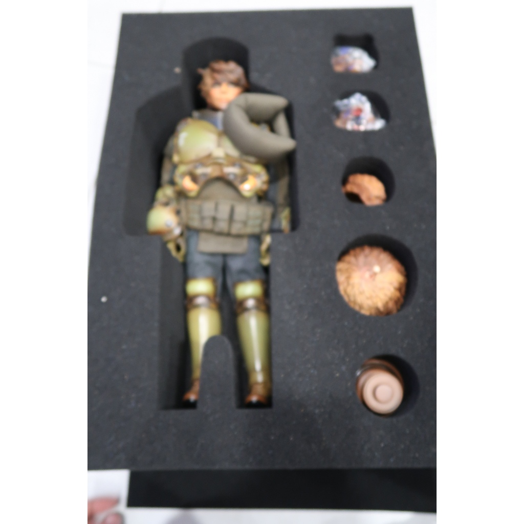 ブラック13パーク 重装掃討部隊 Adrian 白クマ 限定版 1/6フィギュア