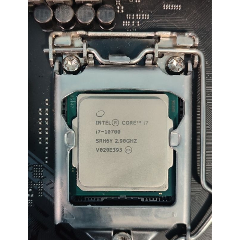 Intel I7-10700 （免運費）