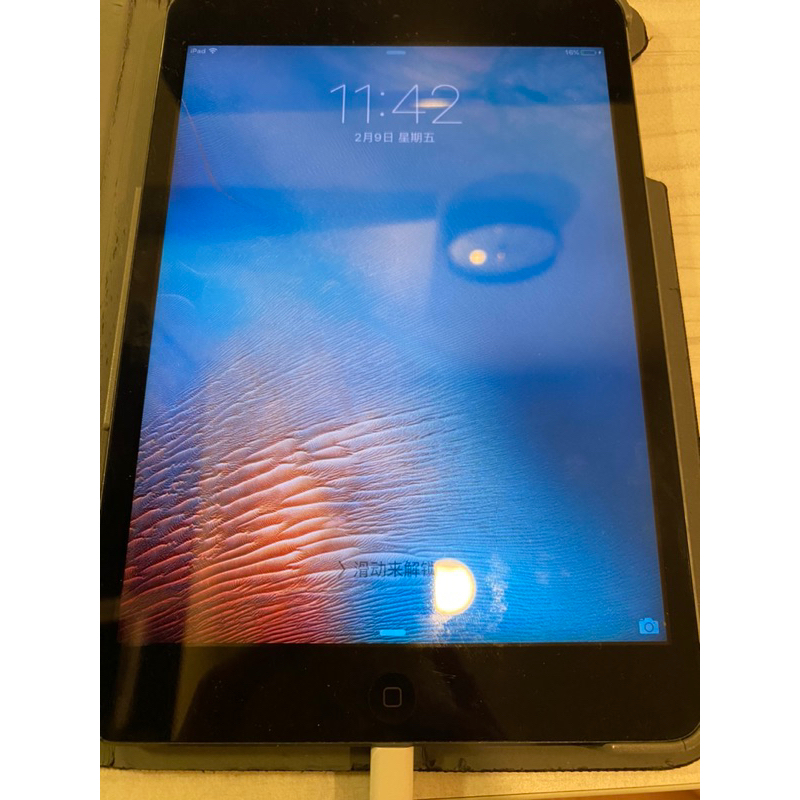 Apple iPad Mini 1 16G WIFi A1432 些許磕碰能正常使用