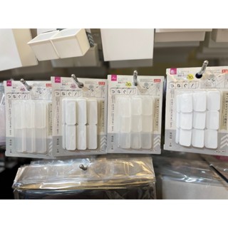 🎀大創代購🛒連結收納盒固定釦（日本製） 書櫃/辦公桌上收納盒整齊固定 透明/白色