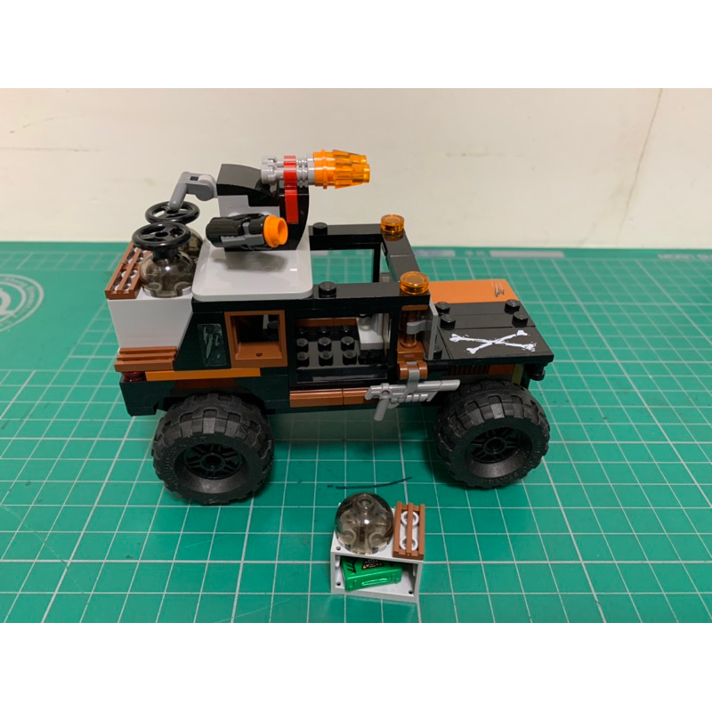 樂高 LEGO  76050 十字骨攔截戰 Crossbones 車子