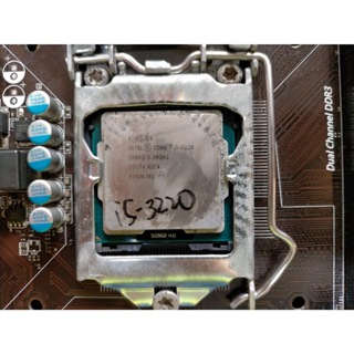 C. 1155CPU-Intel Core i3-3220 3M Cache 3.30 GH 直購價50