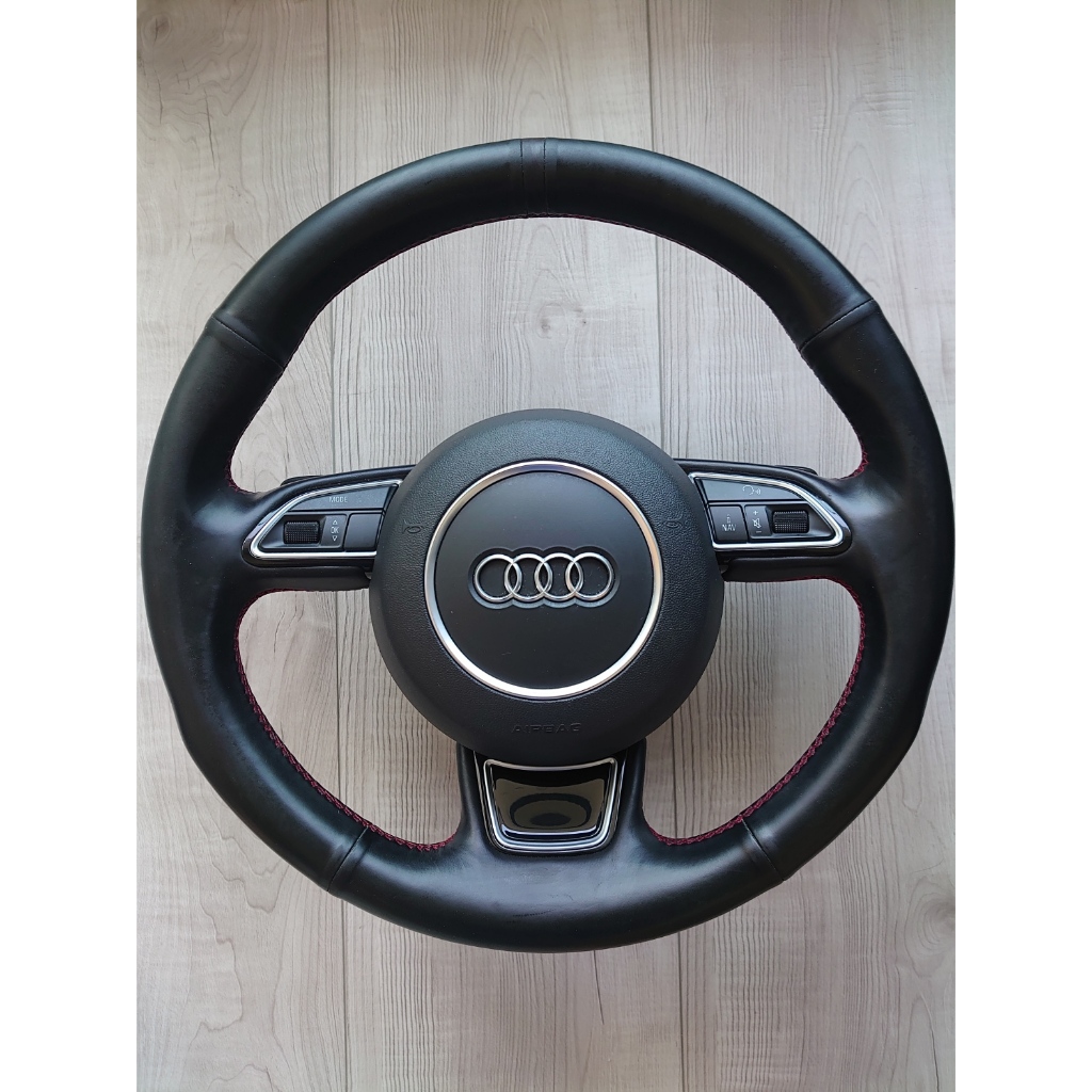 Audi 奧迪 A4 Avant (Sedan) B8.5 原廠方向盤 (含安全氣囊) 有左右換檔撥片