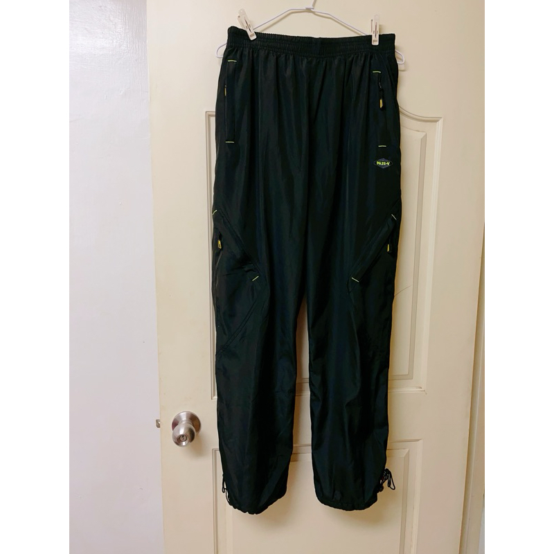 黑色質感 多層口袋拉鏈 男生 束口防風休閒褲（XL)