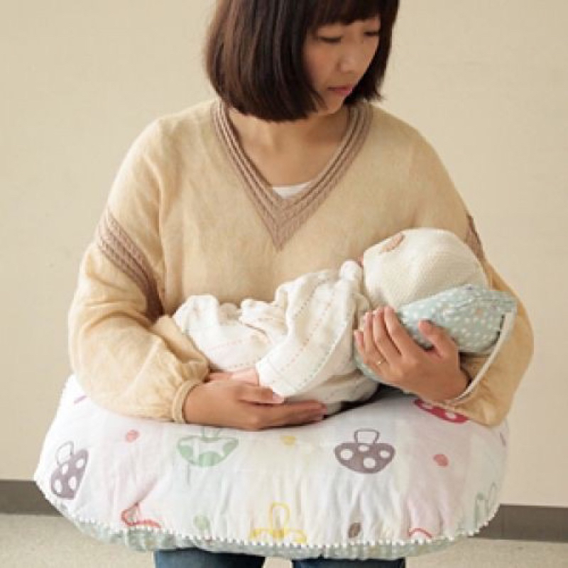 二手九成新日本🇯🇵Hoppetta 授乳枕