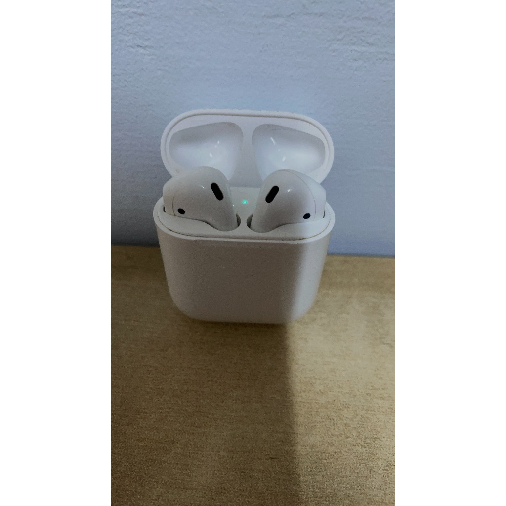 Apple airpods 二手 蘋果 藍芽耳機 原廠正品 低價出清 雙耳耳機 充電盒