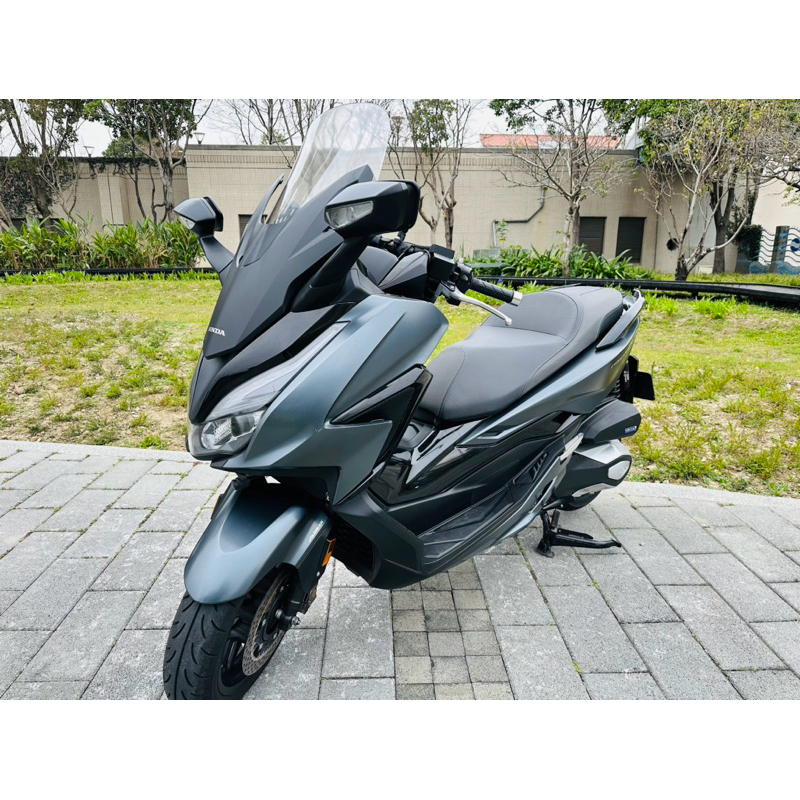 HONDA Forza350 2022領