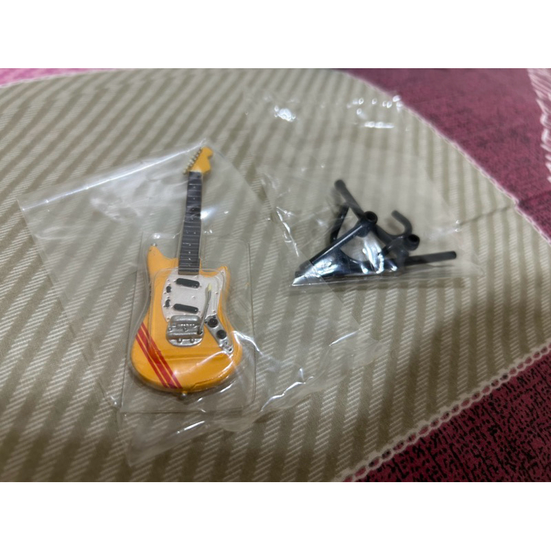 吉他模型 電吉他造型模型 電吉他模型 黃色電吉他模型 收藏 擺飾 生日禮物 交換禮物 禮物 禮品