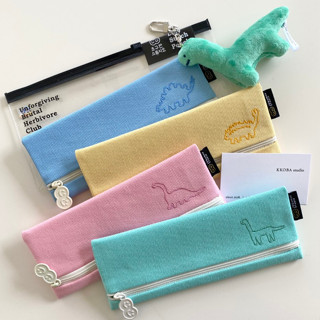 🇰🇷 韓國KKOBA 現貨 Joguman Studio 恐龍系列 線條 刺繡筆袋 鉛筆盒 刷具收納 眼鏡收納 韓國代購