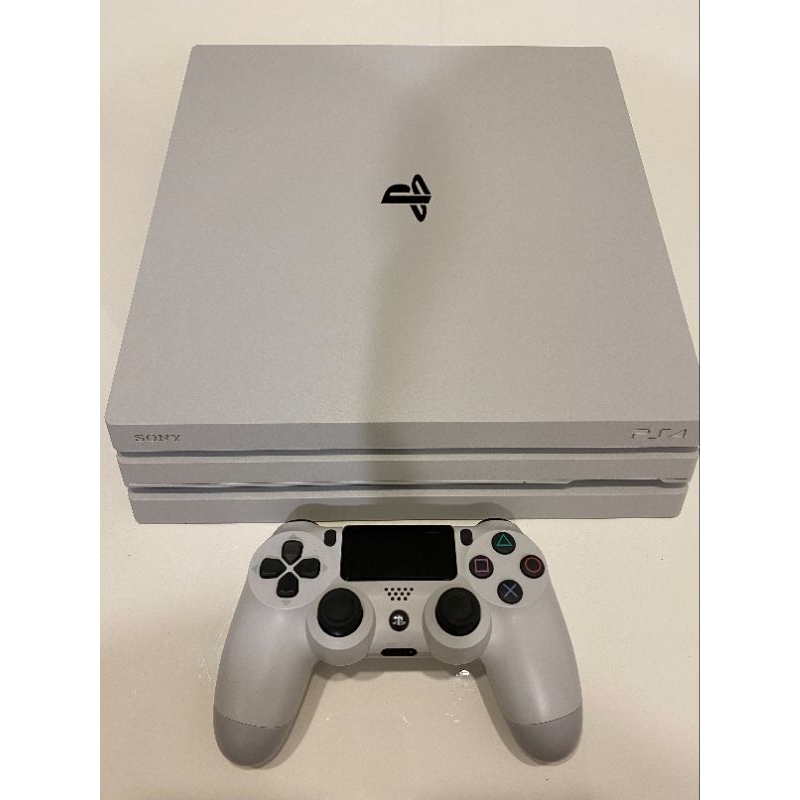 PS4 PRO冰河白
1TB（二手）