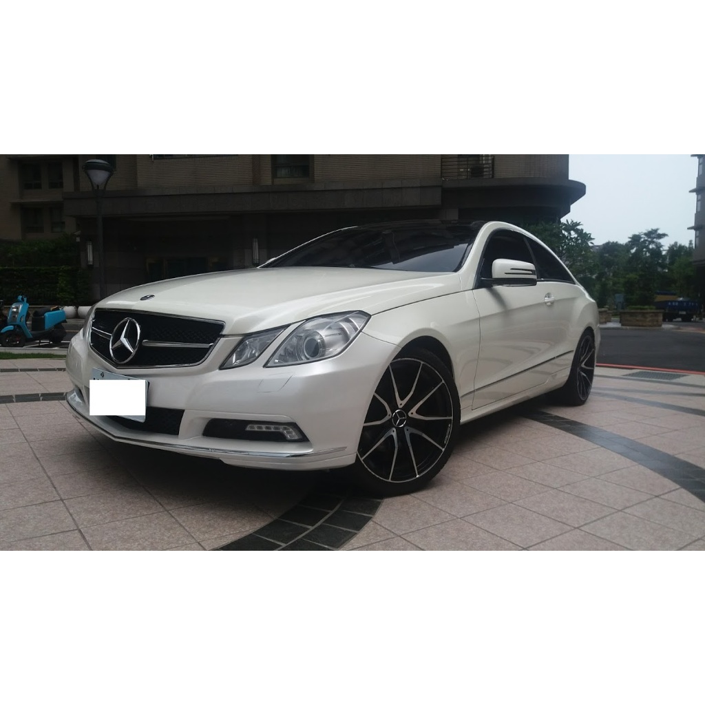 中古車 2010 BENZ E350 雙門 五人座 白色 跑13萬公哩 專賣 進口 轎車 五門 掀背 休旅 旅行車