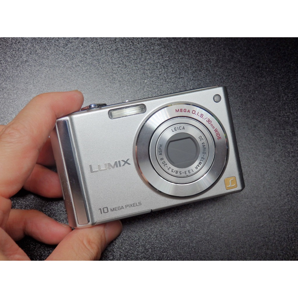 &lt;&lt;老數位相機&gt;&gt;PANASONIC LUMIX DMC-FS20 (防手震 / CCD /leica鏡頭 )