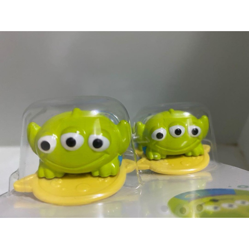 ఠఠ్రఠ 三眼怪  玩具總動員 防撞貼 桌角 桌邊 桌腳 桌角防撞貼 迪士尼 皮克斯 絕版 老物 全新 二手