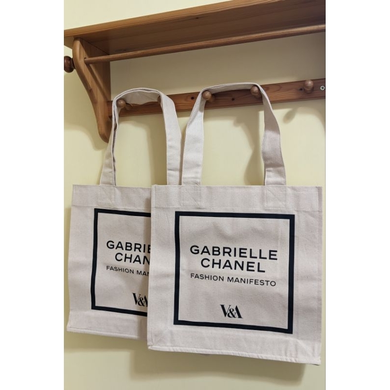 ［318免運］全新英國代購V &amp; A 博物館Gabrielle Chanel 帆布包