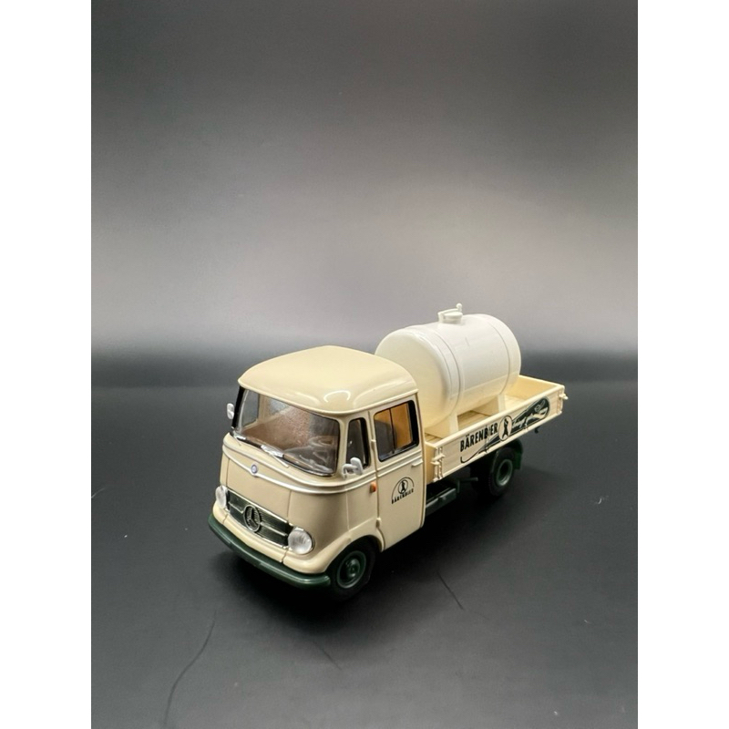 [二手] 1/87 Mercedes-Benz  L319 貨車 德國車 皮卡 運輸模型車 德國啤酒 復古車 小貨卡