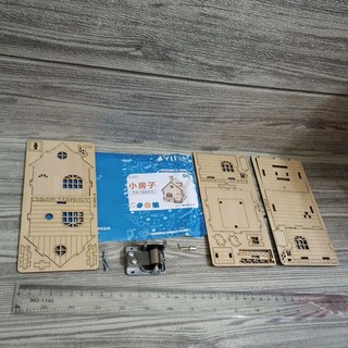 全新 現貨 木質 diy 手搖 房子 八音號 音樂盒 八音 音樂 盒 小木屋 小房子 組裝 樂趣