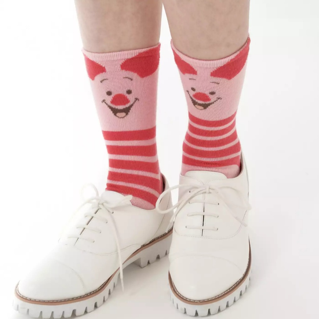 日本帶回 迪士尼 正版 現貨 小熊維尼 POOH 小豬 中筒襪 襪子 卡通襪 運動襪 襪 學生襪 迪士尼專賣店帶回