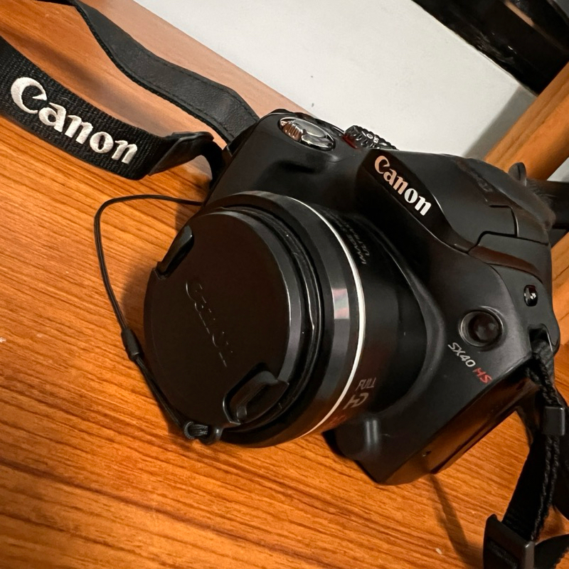 <二手出清> Canon 佳能 SX40 HS 類單眼數位相機 電池 腳架 整組出售