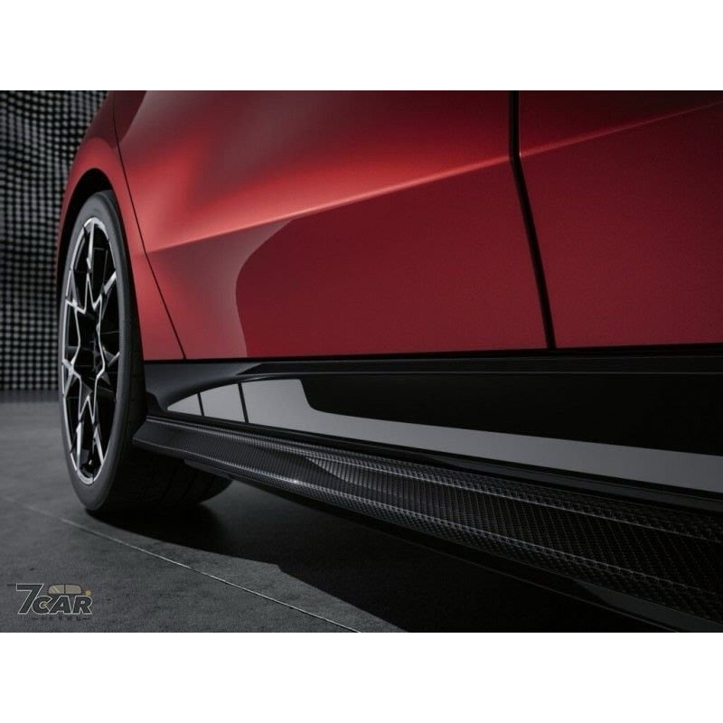 （B&amp;M)德國原廠BMW G60 M Performance車身側群、腰線貼紙MP 拉花 520 530 40M M60