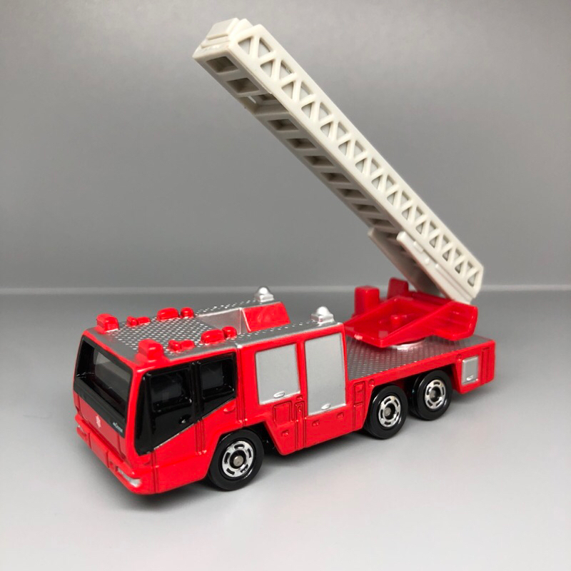 Tomica 108 hino fire truck 雲梯車