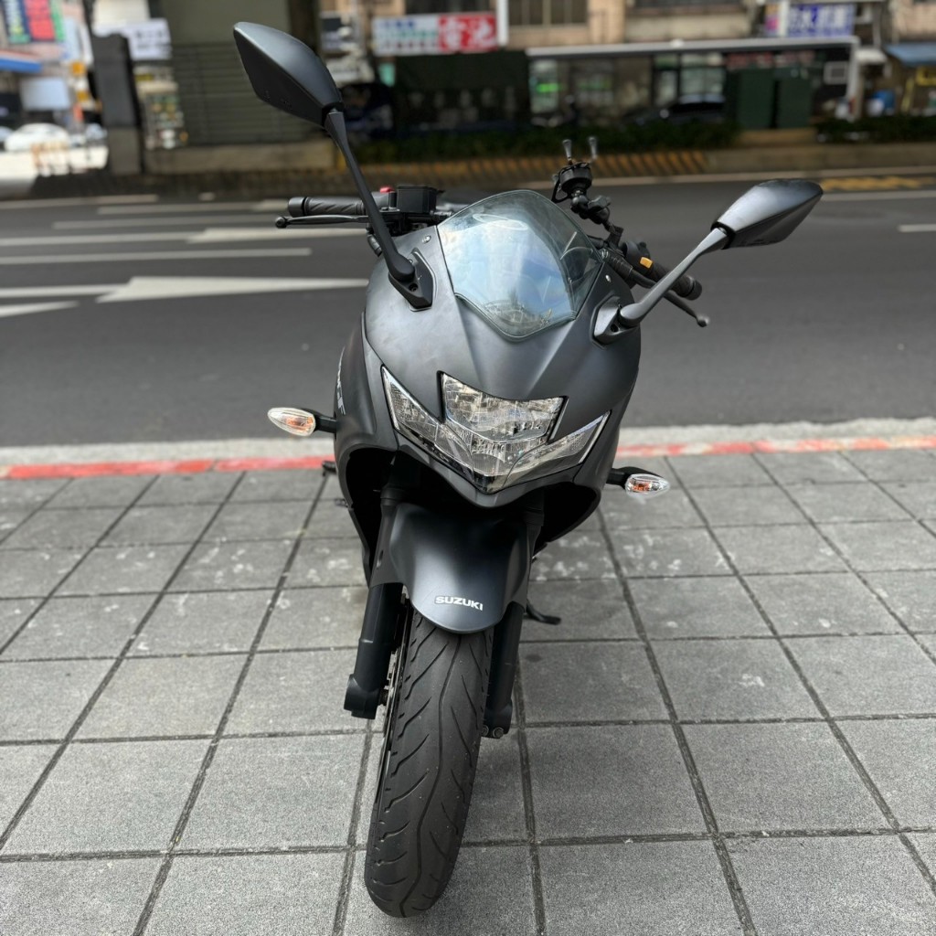 (貳輪嶼二手機車-新北中和店) 2020年 GIXXER 250 SF #9562