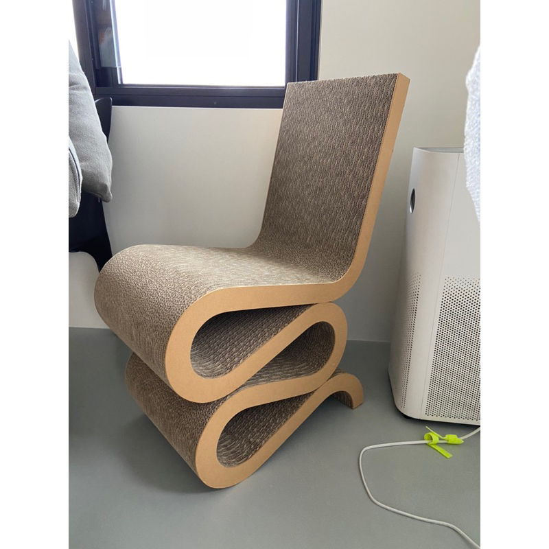 二手自取 建築大師Frank Gehry 瓦楞紙Wiggle Side Chair 波紋椅
