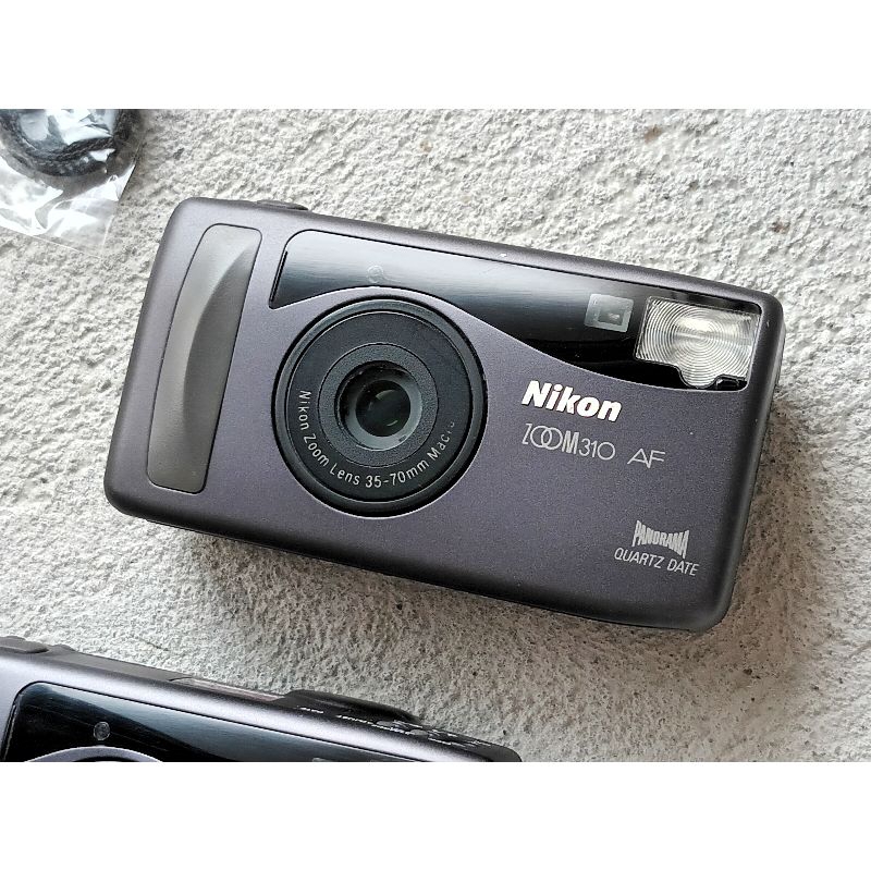 Nikon zoom 310 af 35-70mm 底片機