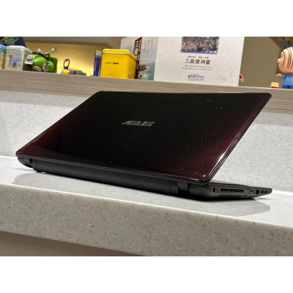 ASUS X550J 電競筆電 i7-4720HQ / 8G / SSD 128G + HDD 1T / GTX950M