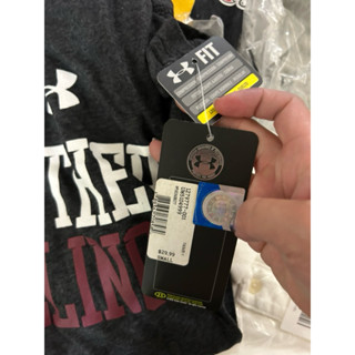under armour 上衣 短袖上衣 百搭上衣 薄上衣 運動衣服
