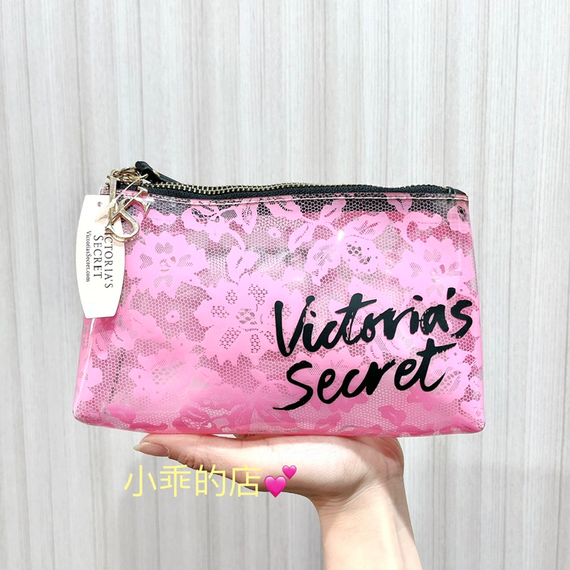 正品現貨💕美國Victoria’s Secret維多利亞的秘密透粉色蕾絲化妝包