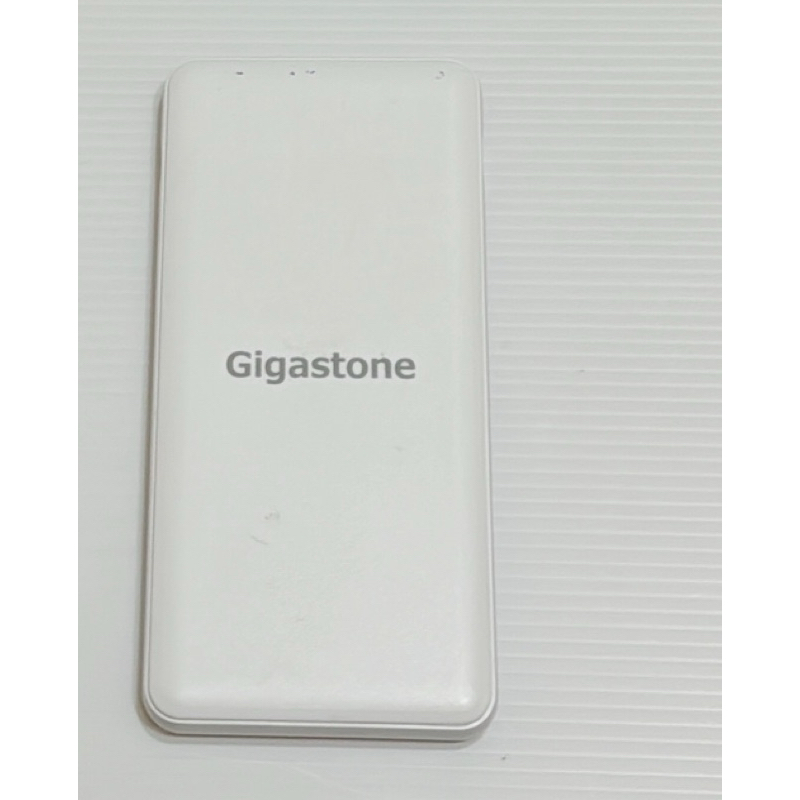 ☆╮ZNAMNOS ╭☆ 《二手現貨》 Gigastone 立達 雙輸出 快充行動電源 PB-7112W 白色