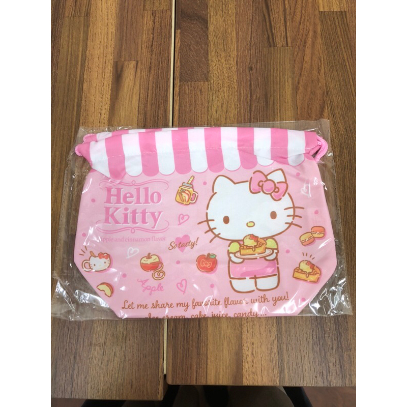 hello kitty 50週年特展 出走小包包