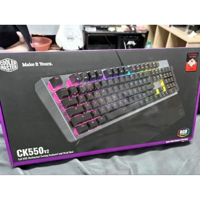 CoolerMaster CK550 V2 紅軸機械鍵盤 RGB 二手 （有瑕疵！）