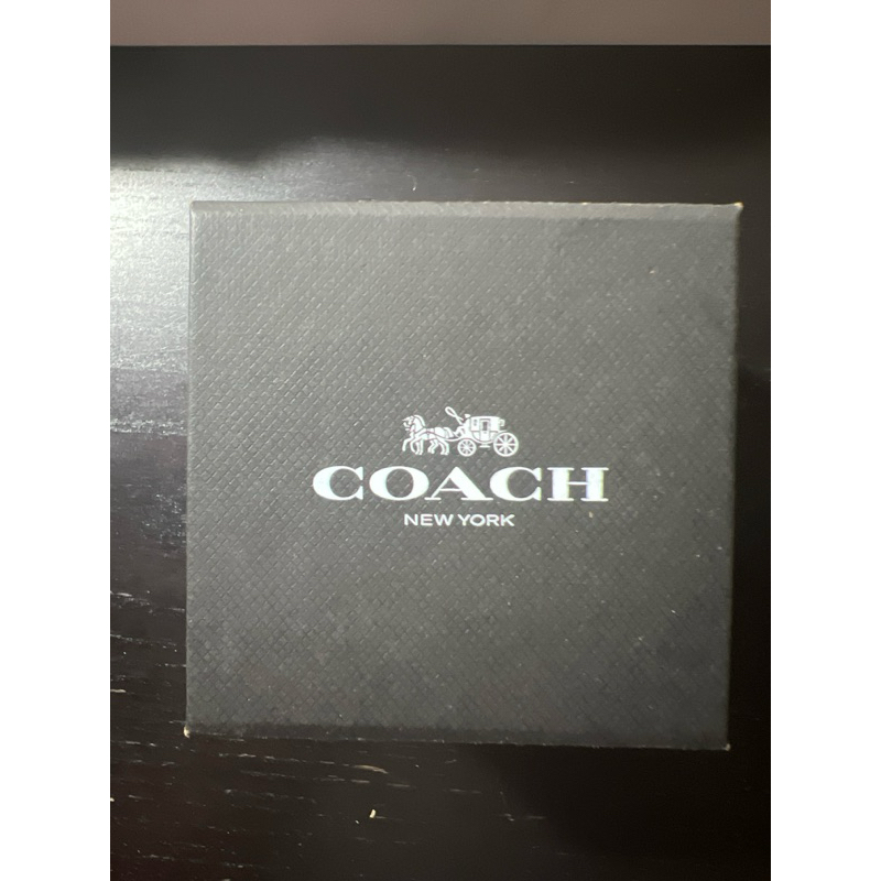 Coach蔻馳 磁扣 黑色正方形紙盒 （厚） 8 x 8 x8 cm /防塵袋 14 x 23.5 cm 可放手套🧤