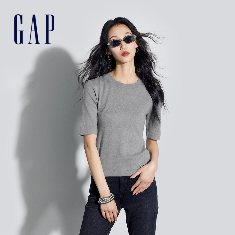 Gap 女裝 圓領短袖針織毛衣 絨感針織 親膚系列-灰色(406286)
