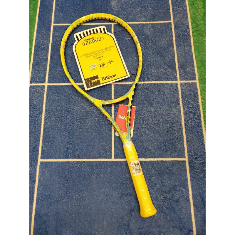 Wilson Clash 100 V2 小小兵限定版網球拍（295g）標準版