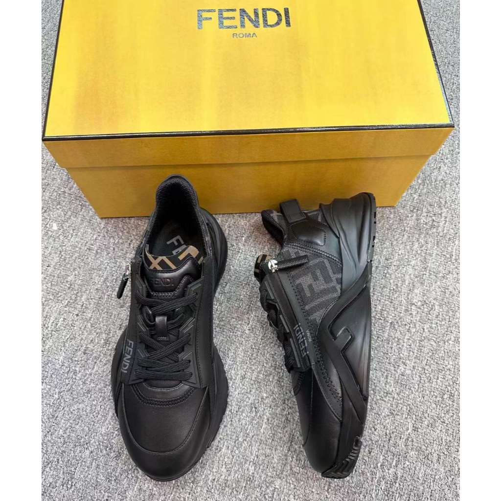 ♚KK SHOP♚ 預購 FENDI Flow運動鞋 黑色皮革低筒鞋 7E1392AJZHF1DV5