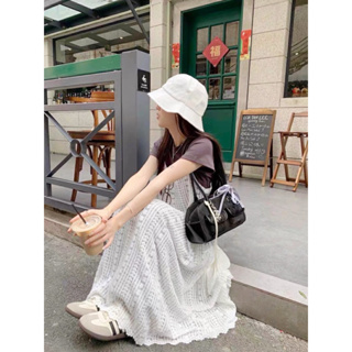 𝑶𝒂𝒕𝒎𝒆𝒂𝒍現貨｜日系氛圍🌸緹花蕾絲透視洋裝 蕾絲吊帶裙 緹花洋裝外罩(1color)
