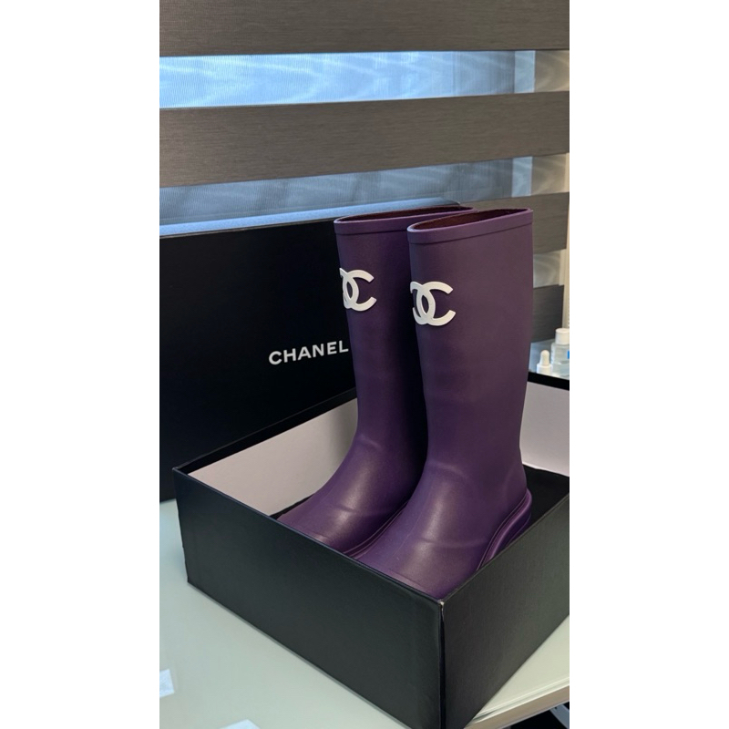 （只穿一次）香奈兒雨靴 紫色VIP Chanel 2022 size 38 🍆