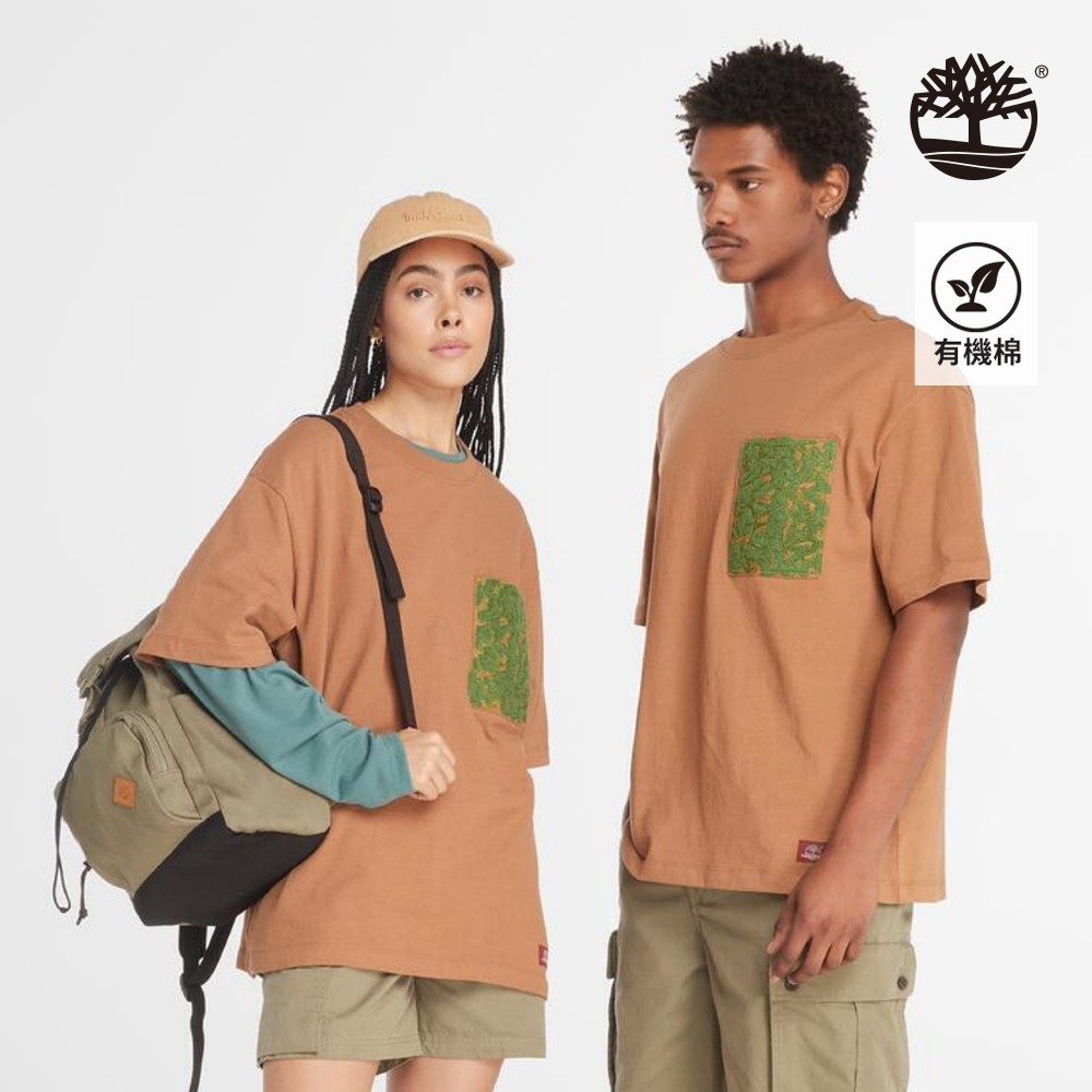 Timberland 中性棕色刺繡口袋短袖T恤|A411N254