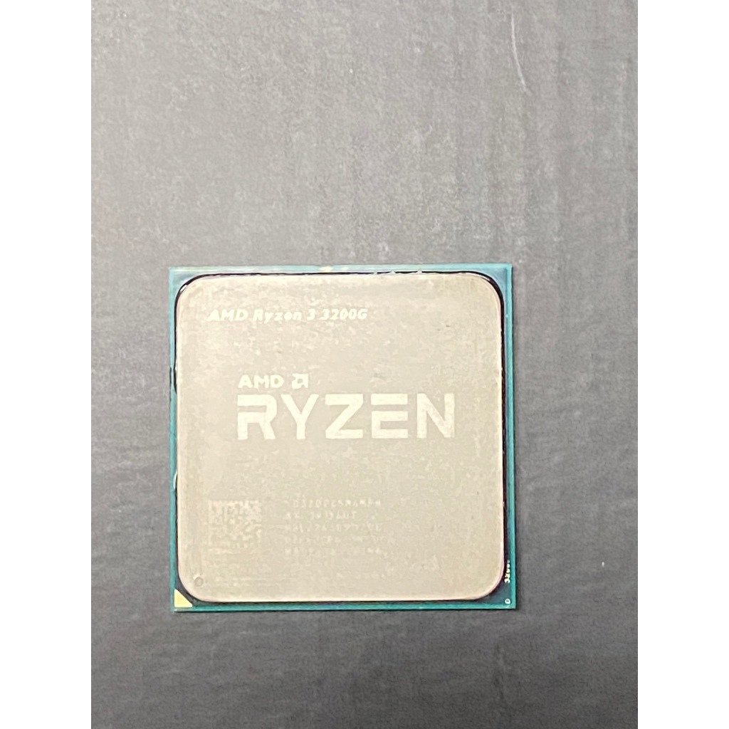 AMD RYZEN R3 3200G AM4