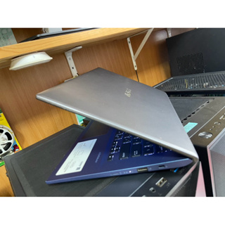 售ASUS VivoBook i5-8265U 14” FHD,有獨顯 商務筆電。