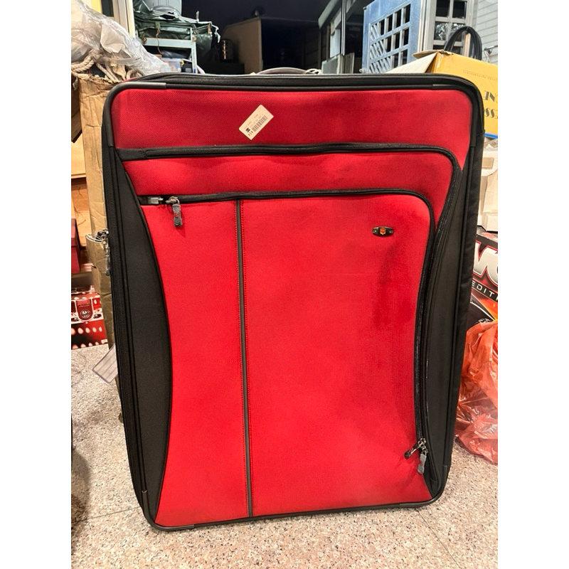 VICTORINOX 瑞士維氏 軟殼30吋行李箱  紅色WT-30