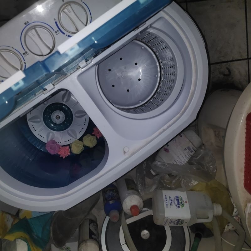 高雄市鳳山區面交二手正常少用。小型洗衣機室內洗衣機