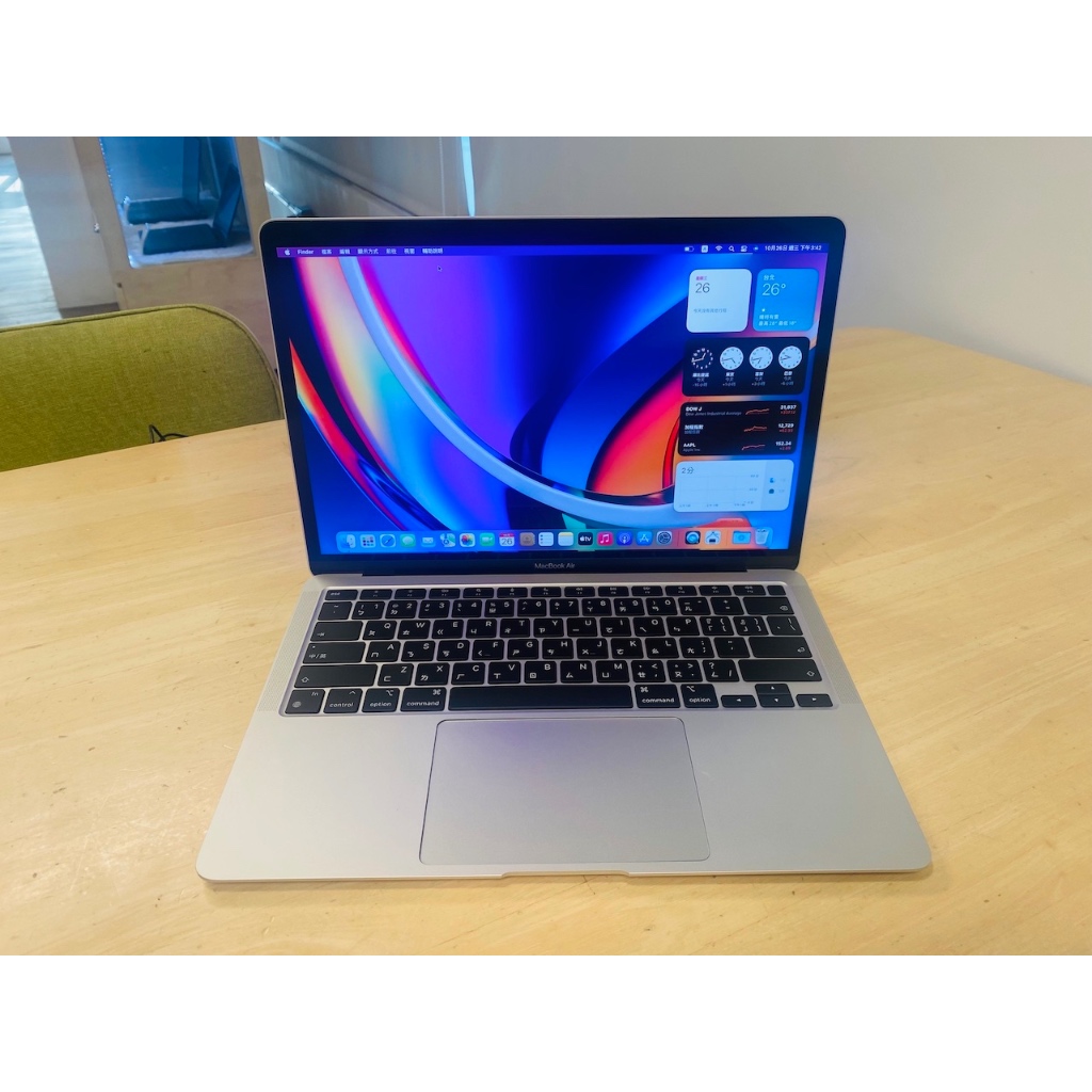 台中 2018年 MacBook Air 13吋 i5 (1.6) 8G 128G 銀色 蘋果電腦 177次 沒有盒裝