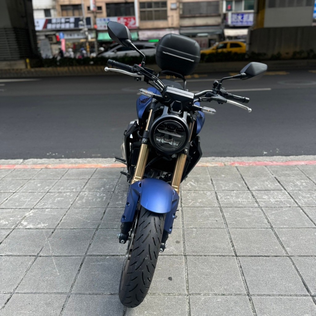 (貳輪嶼二手機車-新北中和店) 2023年 CB300R #2270