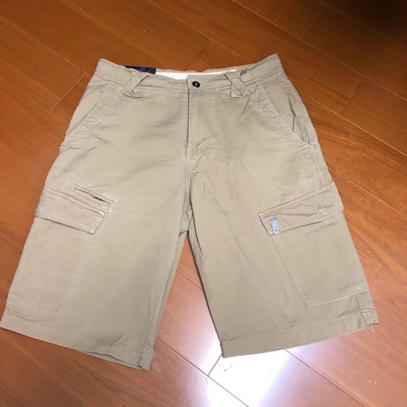 (Size M ) Nike Jordan 卡其色超帥刺繡休閒短褲(3M櫃左R)