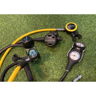 桃園店 Atomic Z1 調節器組 Aqua Lung 備二 Tusa二用錶 已保養 8成新 1年保固 潛水 調節器